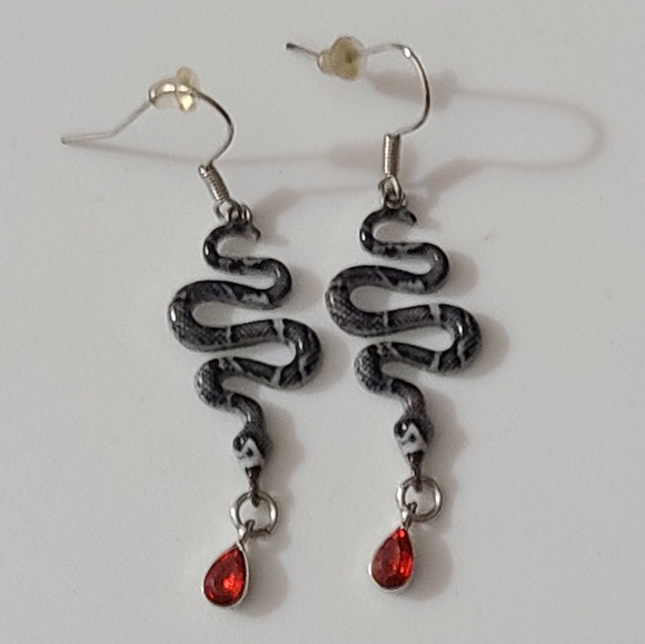 Snake earrings enamel python ? Red glass crystal blood drop can add 925 hooks - Picture 2 of 10